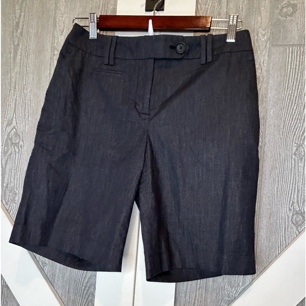 D15.11. Ann Taylor Loft Julie Denim Bermuda Shorts Sz2 Cotton Stretch Dark Wash